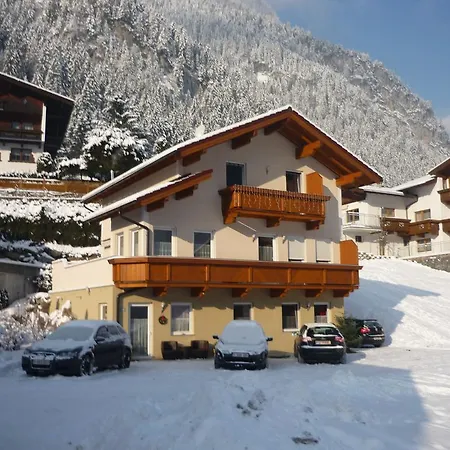 Christian Apartament