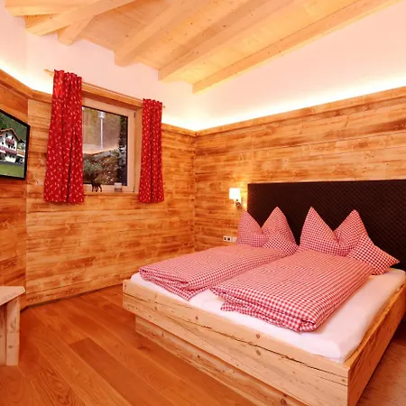 Apartament Christian *