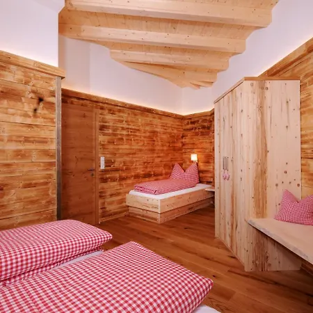 Christian * مايرهوفن